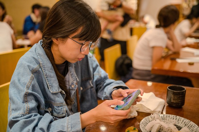 LEICA M11 · Apo-Summicron-M 1:2/35 ASPH. · f/3.4 · 1/80s · ISO 1600 · Taken: 2026-09-26 19:17:24 · Uploaded: 2026-09-27 22:53