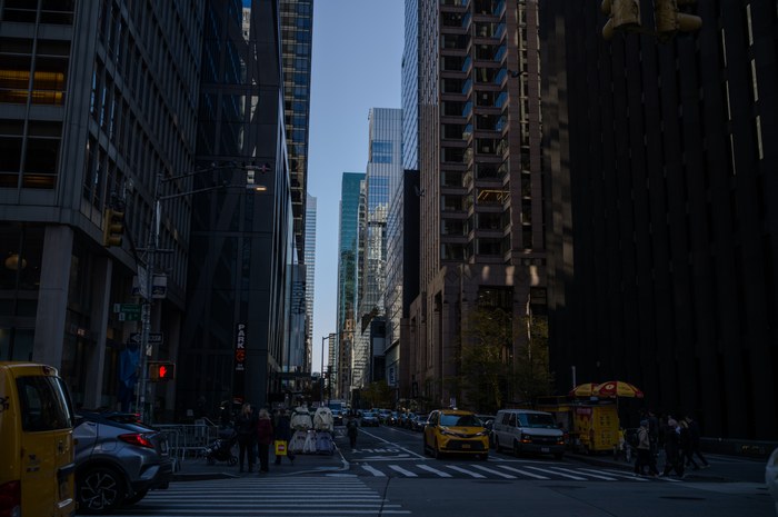 LEICA M11 · Apo-Summicron-M 1:2/35 ASPH. · f/2.4 · 1/320s · ISO 64 · Taken: 2025-11-29 11:11:05 · Uploaded: 2026-09-14 01:12